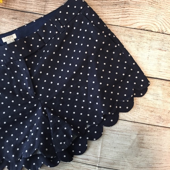 🔥SOLD🔥J CREW • Navy Polkadot Detail Short - Picture 3 of 6